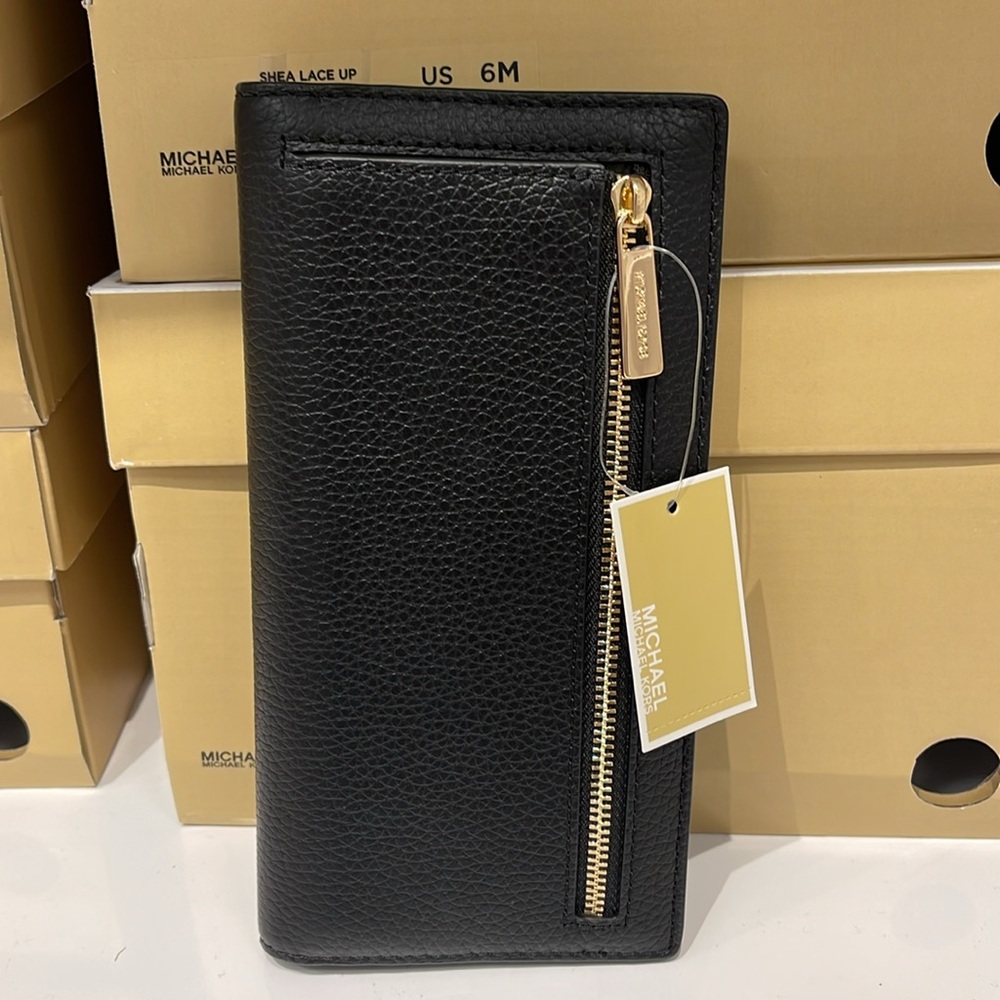 Michael Kors Reed Large Bifold Pebbled Leather Snap Wallet Card Case
Black
NWT - Picture 3 of 16
